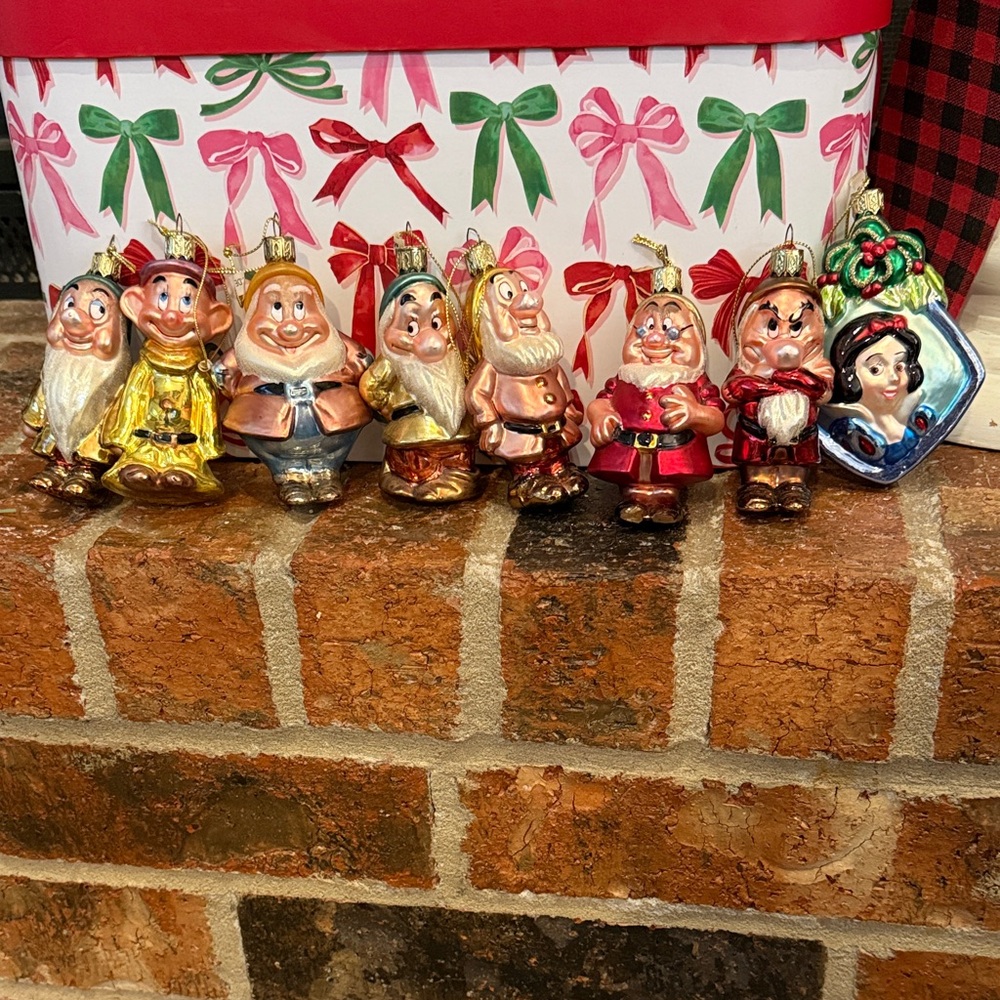 Glass Snow White Dwarf Ornament Set